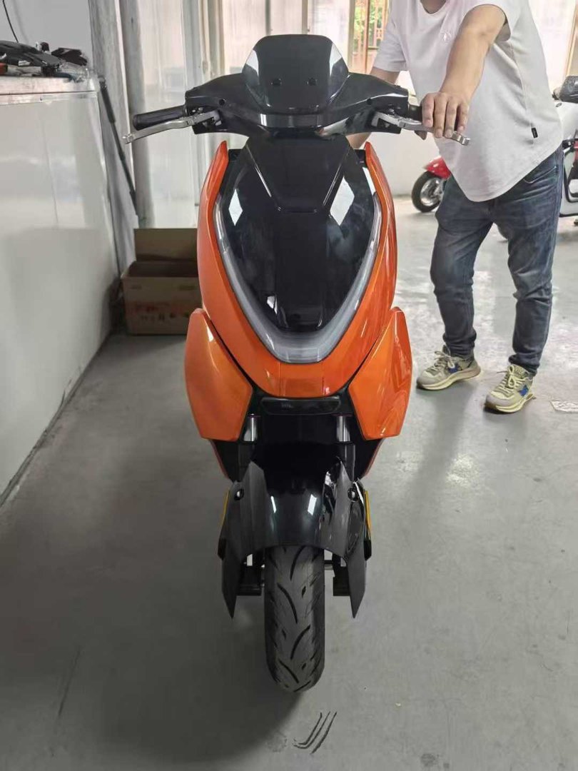 Extreme Core High-Speed Electric Motorcycle